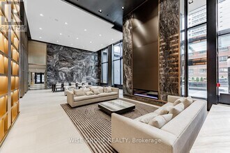 127 Broadway Ave in Toronto, ON - Building Photo - Building Photo