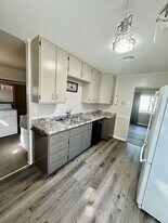 1609 Richmond Rd NE in Cedar Rapids, IA - Building Photo