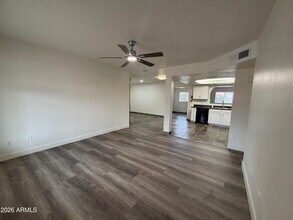 3305 E Helena Dr in Phoenix, AZ - Building Photo - Building Photo