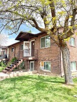 54 W 250 N in Clearfield, UT - Building Photo