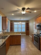 937 Brenau Point Dr in Gainesville, GA - Building Photo - Building Photo