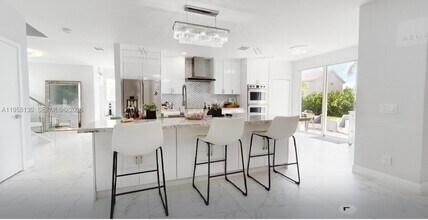 212 SW 179th Ave in Pembroke Pines, FL - Building Photo - Building Photo