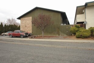 1311 Folsom Ave in Yakima, WA - Building Photo