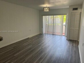 1600 NE 114th St in Miami, FL - Building Photo - Building Photo