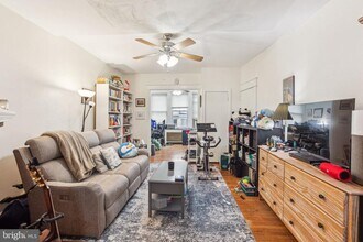 2122 N Wanamaker St in Philadelphia, PA - Building Photo - Building Photo