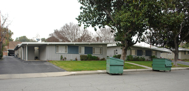 755-765 Baylor Ave in Claremont, CA - Building Photo - Building Photo