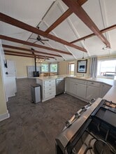 27124 Washington Blvd NE in Kingston, WA - Building Photo - Building Photo