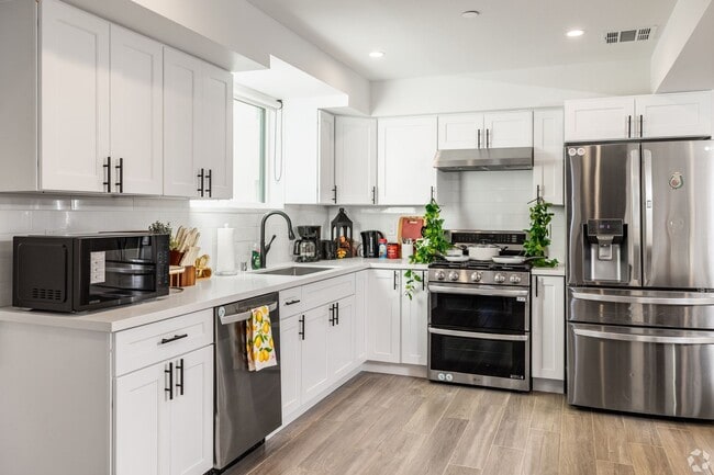 property at 3437 S Catalina St