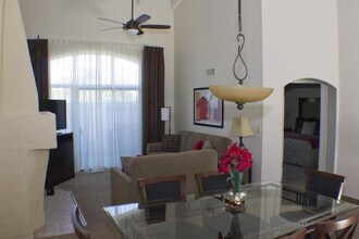6302 E Camelback Rd in Scottsdale, AZ - Building Photo - Building Photo