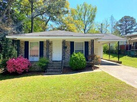 1007 Sunnyside Dr in Cayce, SC - Building Photo