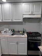 3640 NW 9th St in Miami, FL - Building Photo - Building Photo