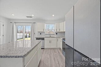 1820 Hooper Court in Charlotte, NC - Building Photo - Building Photo