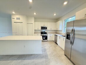 234 SE 10th St in Florida City, FL - Building Photo - Building Photo