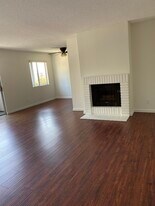 501 E Magnolia Blvd, Unit 203 in Burbank, CA - Building Photo