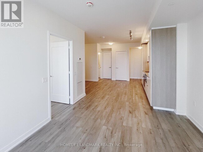 28 Freeland St in Toronto, ON - Building Photo - Building Photo