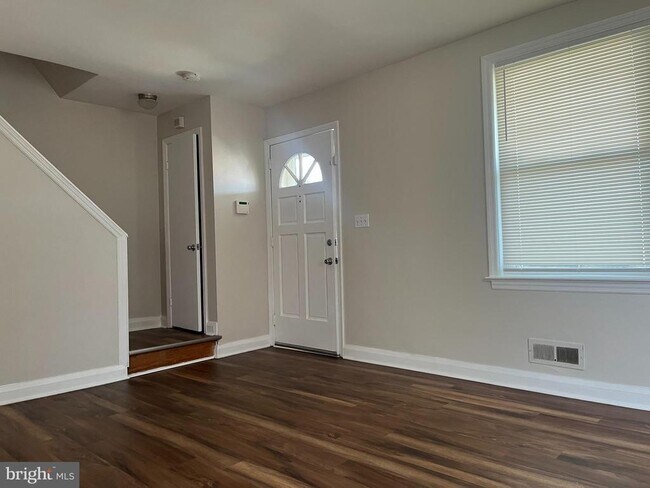 210 Cherrydell Rd in Catonsville, MD - Building Photo - Building Photo