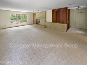 5802 Tazewell Pike in Knoxville, TN - Building Photo - Building Photo