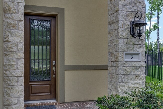 property at 3 Herons Flight Pl