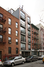 643 E 11th St in New York, NY - Foto de edificio - Building Photo