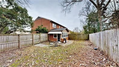 1825 Johnson St in High Point, NC - Building Photo - Building Photo
