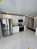 12 Lawrence St, Unit 1 in Watertown, MA - Building Photo