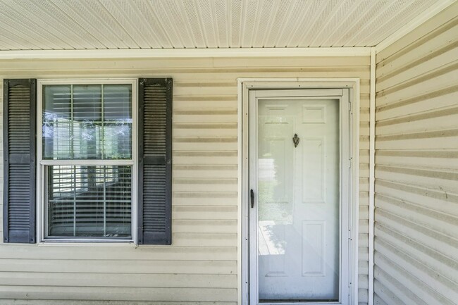 79 Crest Oak Dr in Starkville, MS - Foto de edificio - Building Photo