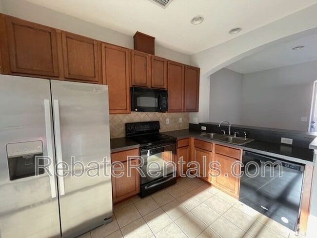 13026 Sunset Lake Dr in Jacksonville, FL - Building Photo - Building Photo