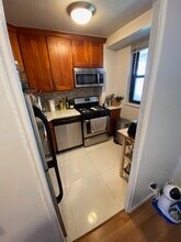 6145 98th St in Rego Park, NY - Building Photo - Building Photo
