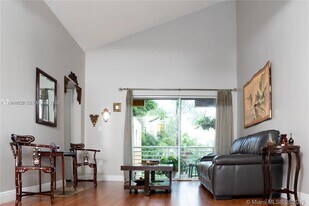 9741 Fontainebleau Blvd, Unit H208 in Miami, FL - Building Photo