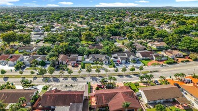 5874 NW 199th St in Hialeah, FL - Building Photo - Building Photo