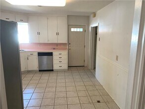 606 Hopper Dr in Corpus Christi, TX - Building Photo - Building Photo
