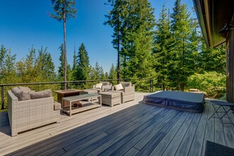 240 Snow Ridge Dr in Cle Elum, WA - Building Photo - Building Photo