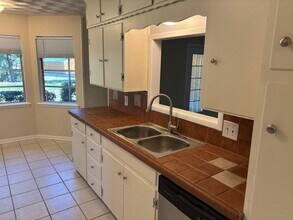 1303 Park Center St in Benbrook, TX - Building Photo - Building Photo