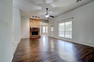 1019 Dustin Dr in Edmond, OK - Building Photo - Building Photo