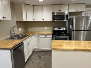 1548 Bear Creek Rd in Leicester, NC - Building Photo - Building Photo