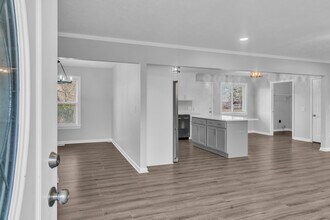 337 Hickory Dr in Old Hickory, TN - Building Photo - Building Photo