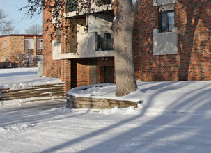 Nicollet South Apartments in Bloomington, MN - Building Photo - Building Photo