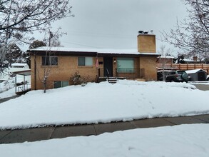 1869 S Davis Blvd in Bountiful, UT - Building Photo - Building Photo