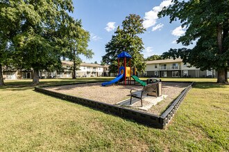 Meadow Creek Apartments in Richmond, VA - Building Photo - Building Photo