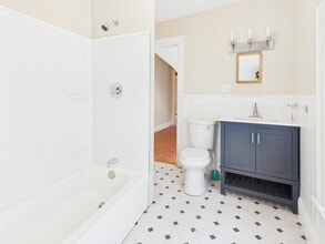 628 25th St in Niagara Falls, NY - Building Photo - Building Photo