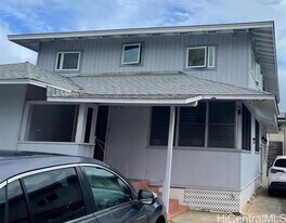 2456 Coyne St in Honolulu, HI - Building Photo