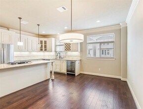 1325 W 24th St in Houston, TX - Building Photo - Building Photo