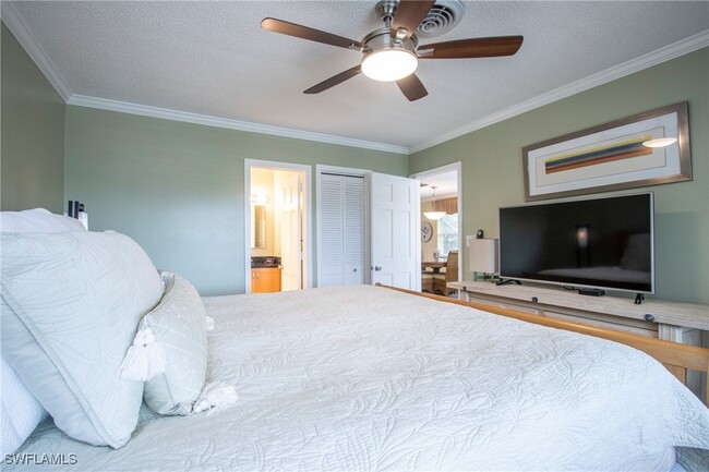 property at 820 Ketch Dr