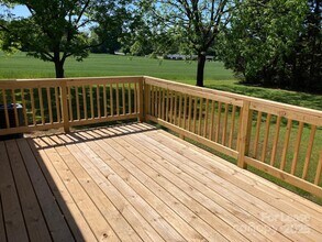 1697 Morningside Dr in Newton, NC - Building Photo - Building Photo