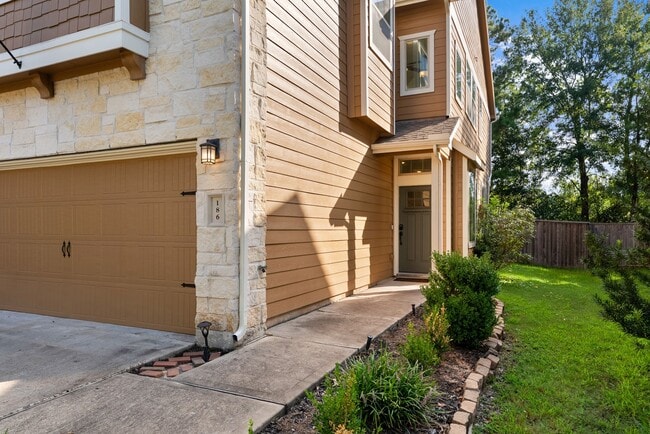 186 Cheswood Forest Dr in Montgomery, TX - Building Photo - Building Photo
