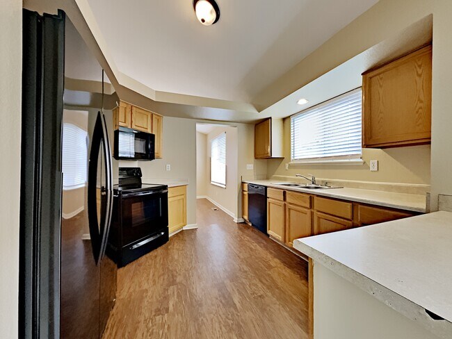 6180 E 123rd Way in Brighton, CO - Building Photo - Building Photo