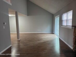 35 Brookeville Terrace in Mt Pocono, PA - Building Photo - Building Photo