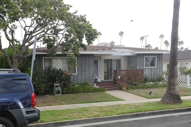 919 18th St in Santa Monica, CA - Building Photo - Building Photo