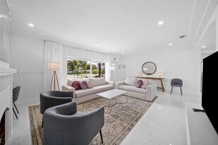 1625 Johnson St in Hollywood, FL - Building Photo