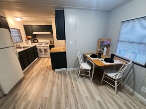 711 N 19th St in Hamilton, IL - Building Photo - Building Photo